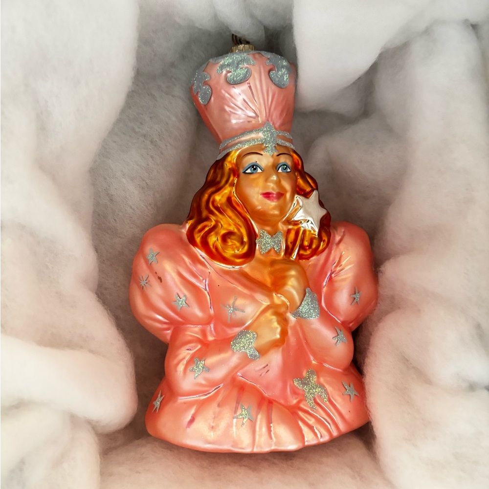 Wizard of Oz Vintage Christopher Radko collection. Great for collectors!